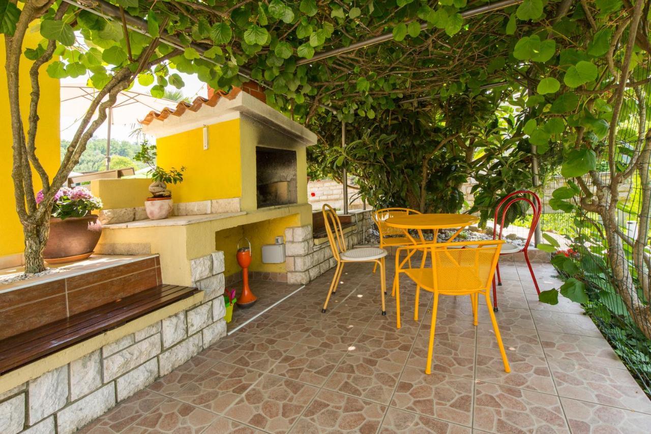 Kamp Romantik - Glamping Labin  Exterior foto